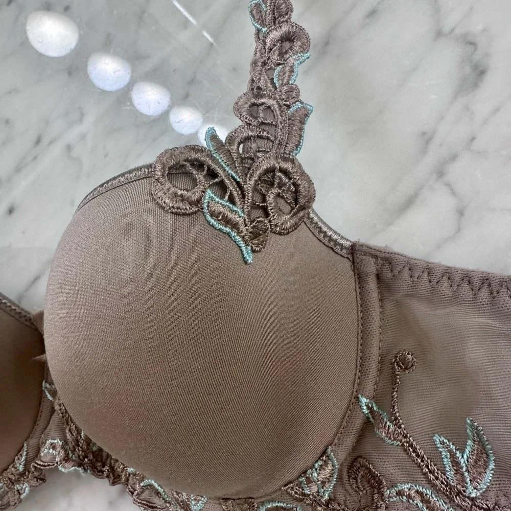 Simone Perele Andora 3D Spacer Molded Bra 34B Grey Taupe with Blue Embroidery - Picture 2 of 11